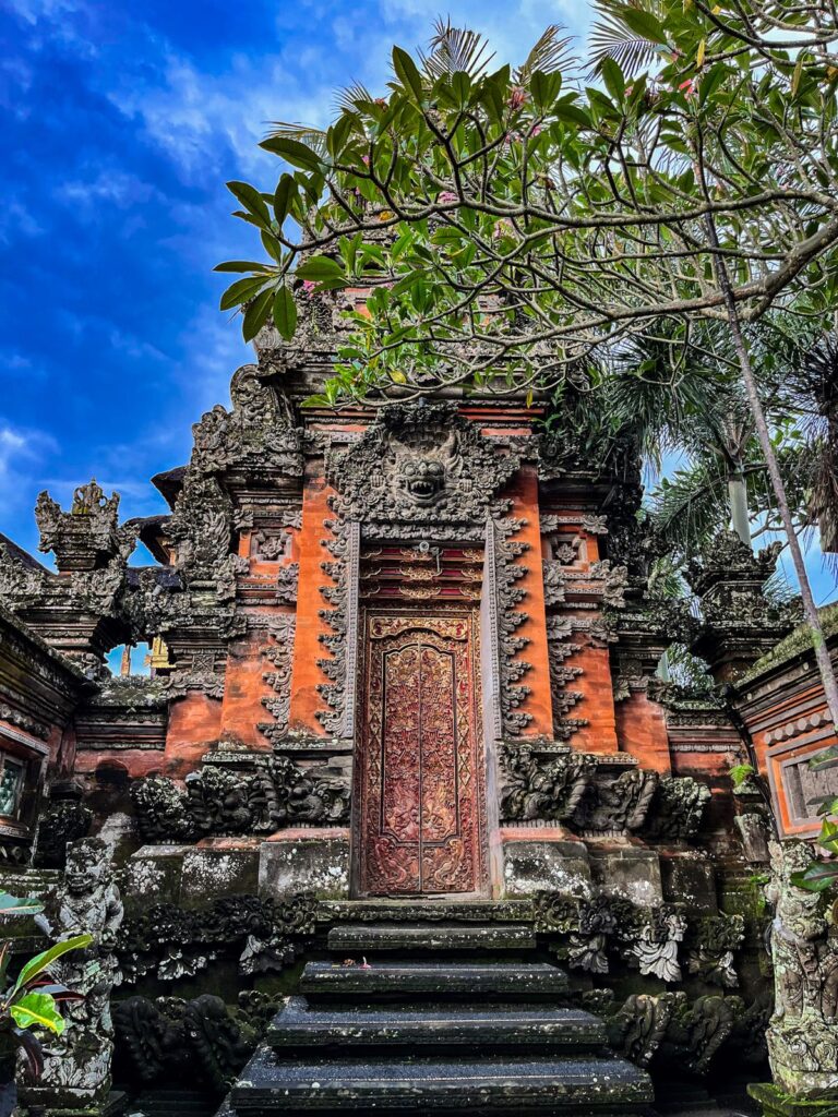 Świątynia Saraswati temple, Ubud, Bali