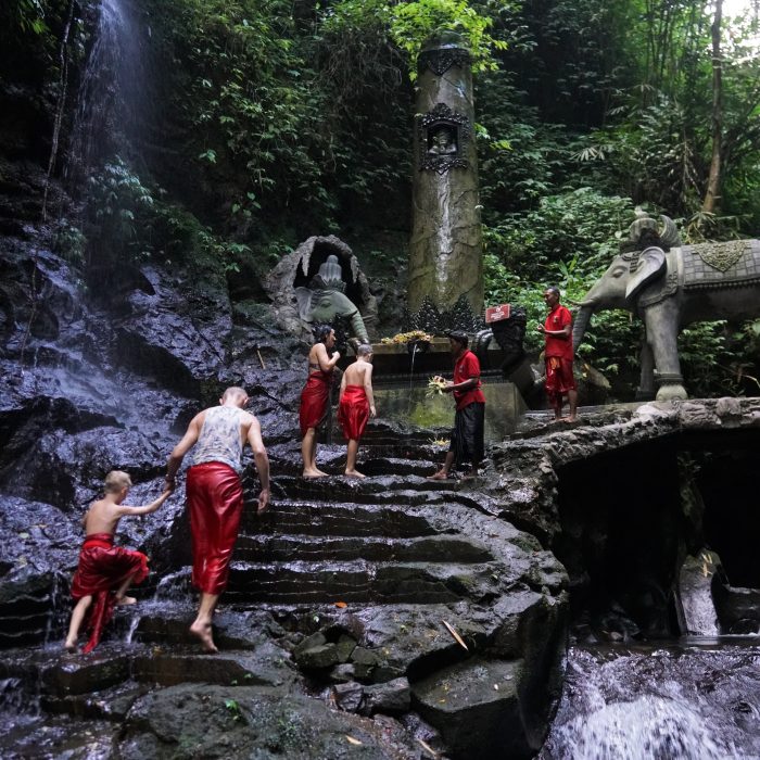 Pura Taman Pecampuhan Sala