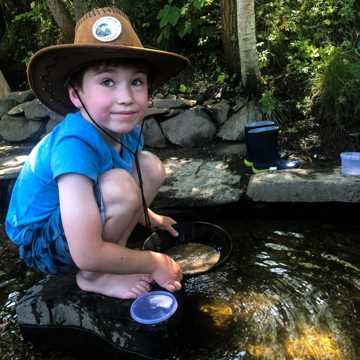 Kuźnia Alchemiczna, Kąty Bystrzyckie