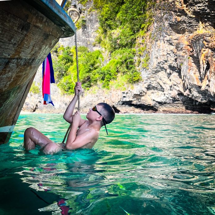 Snorkling w pobliżu Ko Poda