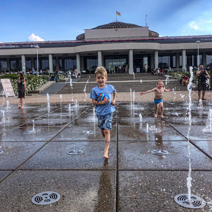 Wodotryski pod Halą Stulecia